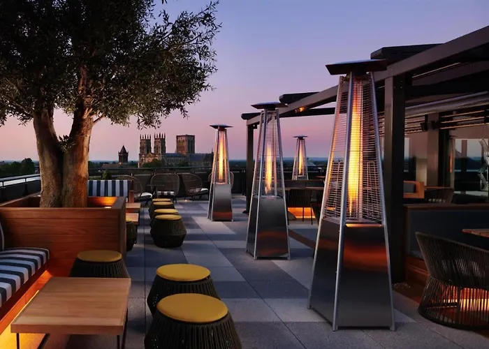 Stunning 5* Location Front Line River With Parking Apartamento *